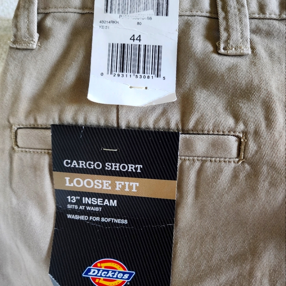 Dickies Khaki Loose Fit Cargo Shorts